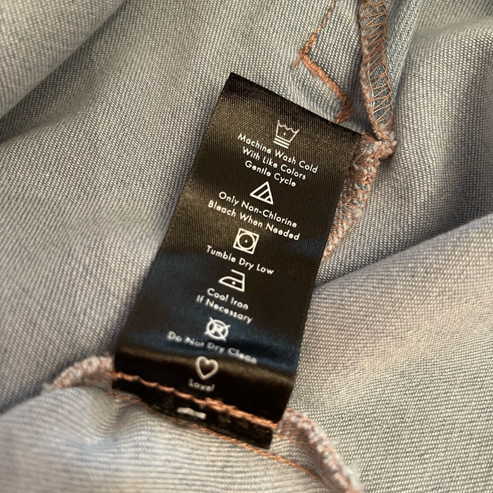 NIC+ZOE Denim Jacket 1X Light Blue Stretch Femme Girly Details - Picture 9 of 10